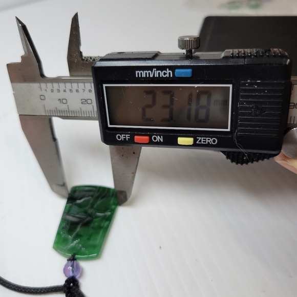 Jade natural grade A carved engraved square pendant necklace - Picture 10 of 13